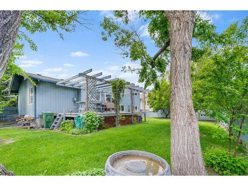 9308 26 Street Sw, Calgary, AB - Outdoor