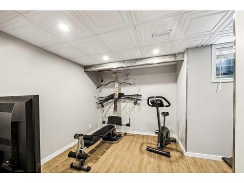 177 Legacy Crescent Se, Calgary, AB - Indoor Photo Showing Gym Room