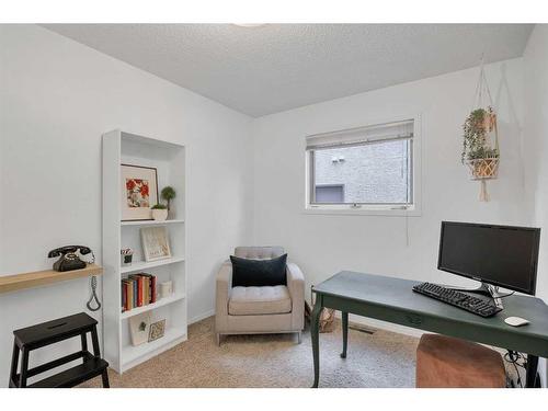 143 Sunvista Close Se, Calgary, AB - Indoor With Fireplace