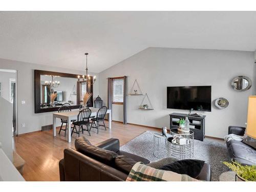 143 Sunvista Close Se, Calgary, AB - Indoor Photo Showing Other Room