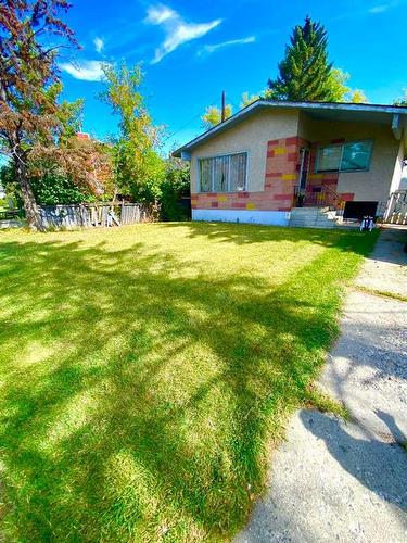 2412 44 Street Se, Calgary, AB - Outdoor