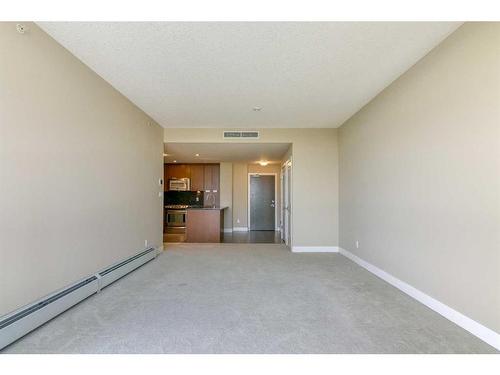 1207-99 Spruce Place Sw, Calgary, AB - Indoor Photo Showing Other Room