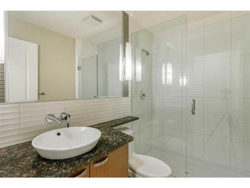 1207-99 Spruce Place Sw, Calgary, AB - Indoor Photo Showing Bathroom