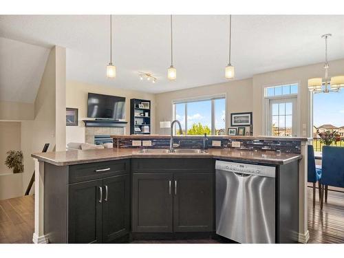 84 Sage Valley Park Nw, Calgary, AB - Indoor Photo Showing Kitchen