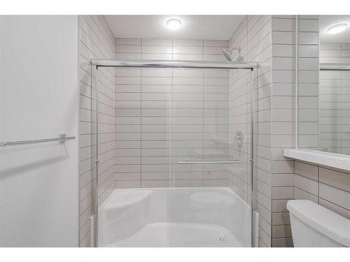 611-3932 University Avenue Nw, Calgary, AB - Indoor Photo Showing Bathroom