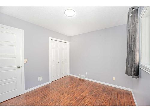 681 Coventry Drive, Calgary, AB - Indoor Photo Showing Other Room