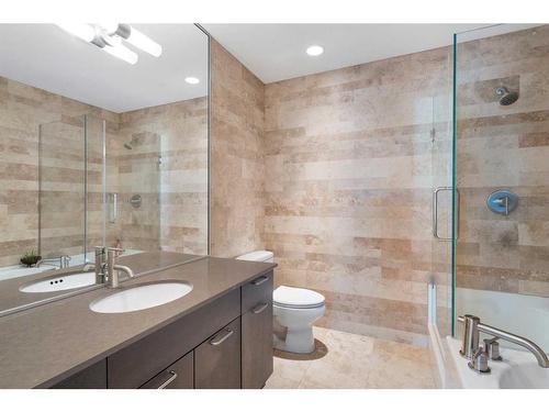 1806-433 11 Avenue Se, Calgary, AB - Indoor Photo Showing Bathroom