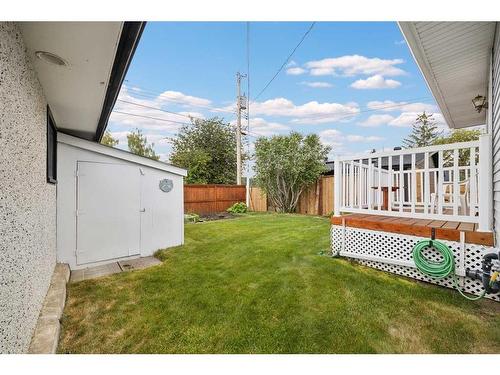 10228 Maple Brook Place Se, Calgary, AB - Outdoor With Exterior
