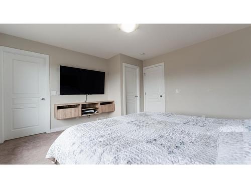 413 Redstone Grove Ne, Calgary, AB - Indoor Photo Showing Bedroom