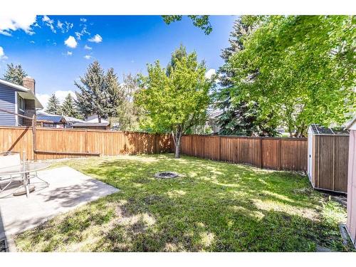 427 Brookpark Drive Sw, Calgary, AB - Outdoor With Backyard