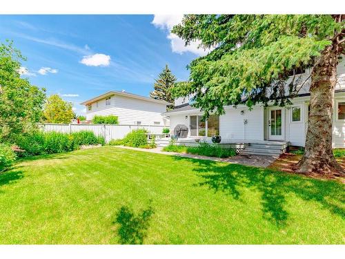 655 Wilderness Drive Se, Calgary, AB - Outdoor