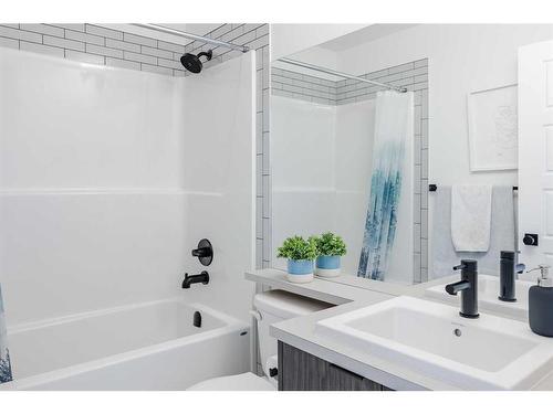 2432 210 Avenue Se, Calgary, AB - Indoor Photo Showing Bathroom