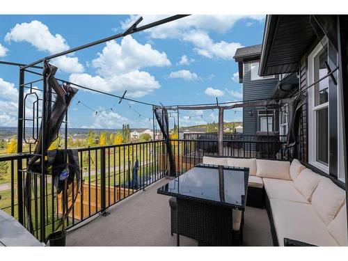 233 Crestmont Drive Sw, Calgary, AB - Outdoor With Exterior