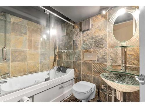 82 Hawkwood Boulevard Nw, Calgary, AB - Indoor Photo Showing Bathroom