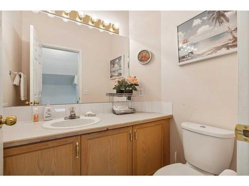 185 Citadel Drive Nw, Calgary, AB - Indoor Photo Showing Bathroom