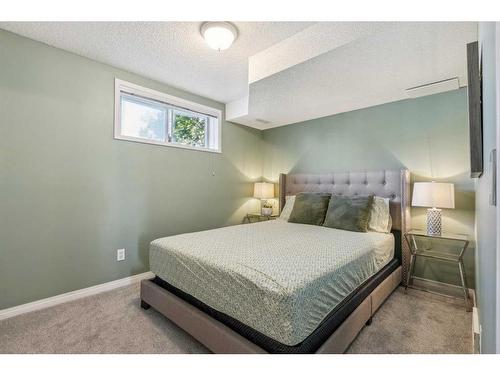 185 Citadel Drive Nw, Calgary, AB - Indoor Photo Showing Bedroom