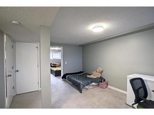 144 Whitmire Road Ne, Calgary, AB - Indoor