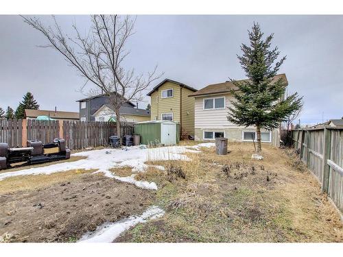 144 Whitmire Road Ne, Calgary, AB - Outdoor