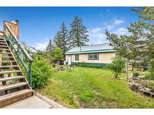 411 1A Avenue Sw, Diamond Valley, AB - Outdoor