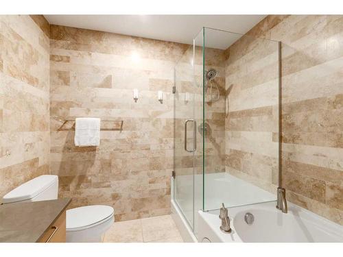 703-433 11 Avenue Se, Calgary, AB - Indoor Photo Showing Bathroom