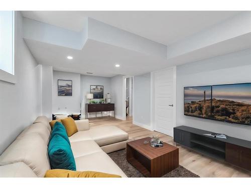 10562 Cityscape Drive Ne, Calgary, AB - Indoor Photo Showing Living Room