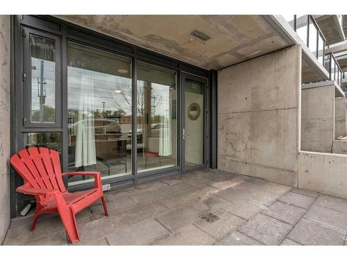 --317 9A Street Nw, Calgary, AB - Outdoor With Exterior