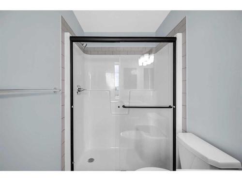 63 Marmot Way Nw, Calgary, AB - Indoor Photo Showing Bathroom