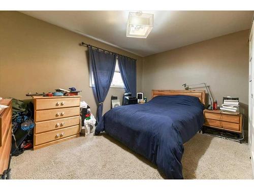 202-1822 17 Street Sw, Calgary, AB - Indoor Photo Showing Bedroom