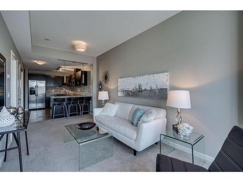 2006-1320 1 Street Se, Calgary, AB - Indoor Photo Showing Living Room