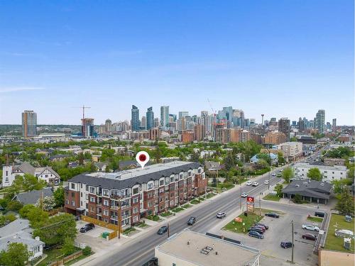 304-1702 17 Avenue Sw, Calgary, AB - Outdoor With View
