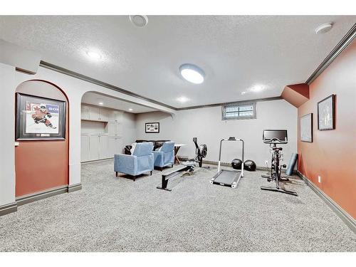 14 Sierra Vista Terrace Sw, Calgary, AB - Indoor Photo Showing Gym Room