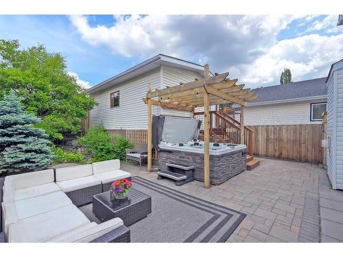 14 Sierra Vista Terrace Sw, Calgary, AB - Outdoor With Deck Patio Veranda With Exterior