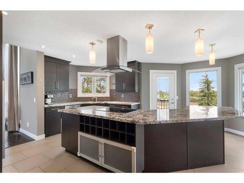 1396 Shawnee Road Sw, Calgary, AB - Indoor Photo Showing Kitchen With Upgraded Kitchen