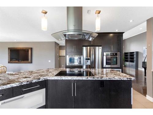 1396 Shawnee Road Sw, Calgary, AB - Indoor Photo Showing Kitchen With Stainless Steel Kitchen With Double Sink With Upgraded Kitchen