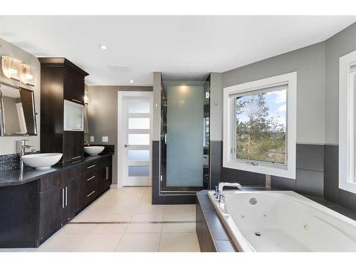 1396 Shawnee Road Sw, Calgary, AB - Indoor Photo Showing Bathroom