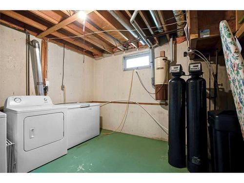 370100 272 Street West, Rural Foothills County, AB - Indoor Photo Showing Laundry Room