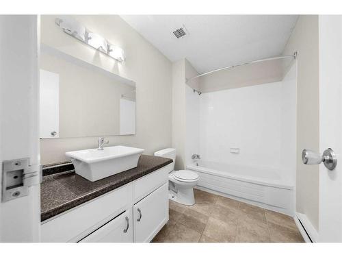 8308-315 Southampton Drive Sw, Calgary, AB - Indoor Photo Showing Bathroom
