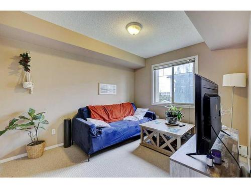 3220-60 Panatella Street Nw, Calgary, AB - Indoor Photo Showing Living Room