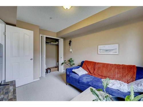 3220-60 Panatella Street Nw, Calgary, AB - Indoor Photo Showing Living Room