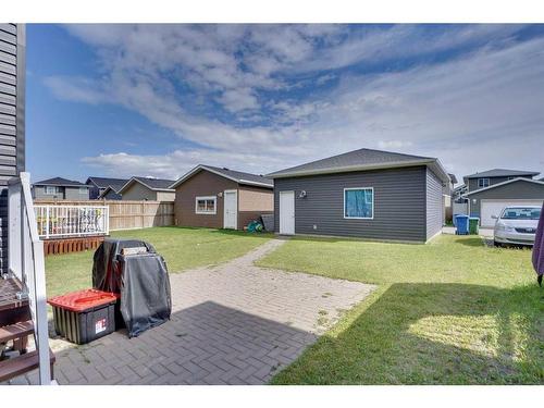 33 Redstone Villas Ne, Calgary, AB - Outdoor