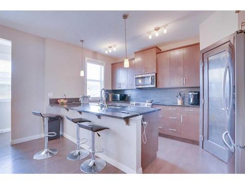 33 Redstone Villas Ne, Calgary, AB - Indoor Photo Showing Kitchen