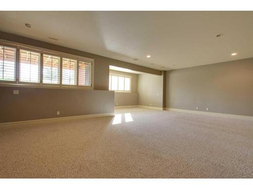 130 226 Avenue South, Calgary, AB - Indoor Photo Showing Other Room