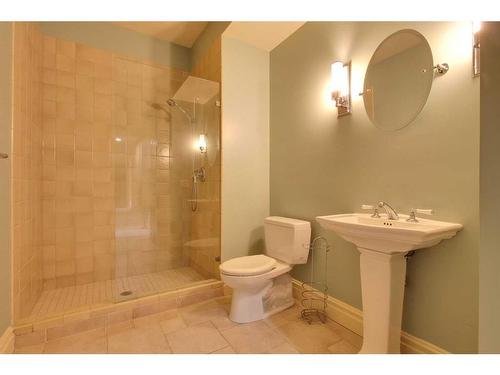 130 226 Avenue South, Calgary, AB - Indoor Photo Showing Bathroom