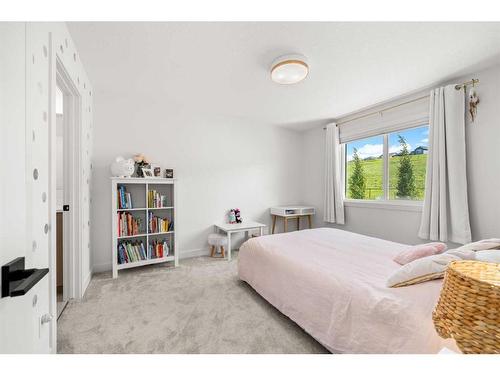242 Sage Meadows Green Nw, Calgary, AB - Indoor Photo Showing Bedroom