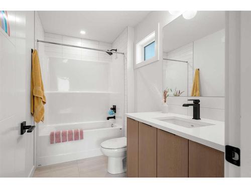 242 Sage Meadows Green Nw, Calgary, AB - Indoor Photo Showing Bathroom