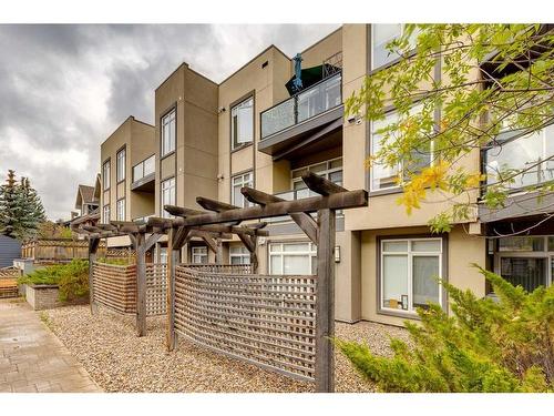 205-540 34 Street Nw, Calgary, AB - Outdoor With Balcony