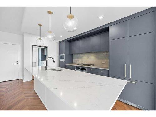 508-8505 Broadcast Avenue Sw, Calgary, AB - Indoor Photo Showing Kitchen With Upgraded Kitchen
