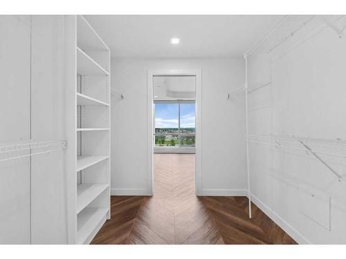 508-8505 Broadcast Avenue Sw, Calgary, AB - Indoor With Storage