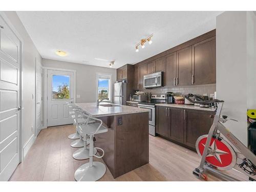 618 Cranford Mews Se, Calgary, AB - Indoor Photo Showing Kitchen