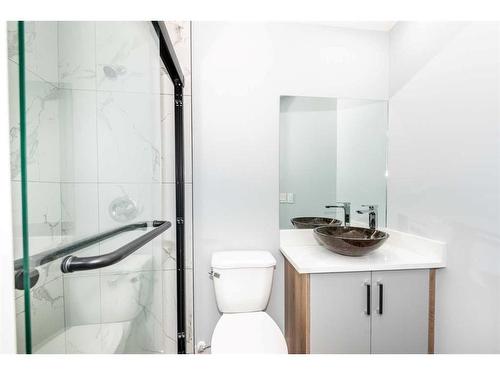 127 Saddlemont Crescent Ne, Calgary, AB - Indoor Photo Showing Bathroom